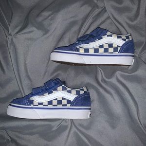 Infant size 5 Vans
